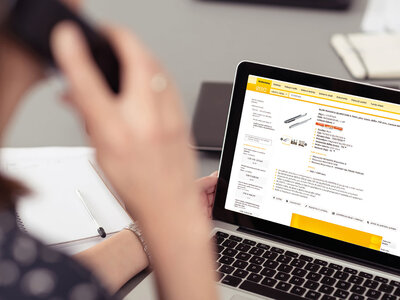 Vybírejte vhodnou variantu přímo u výrobků - ať už jde o šířku, délku, barvu nebo nosnost - pomocí rozbalovacího menu.